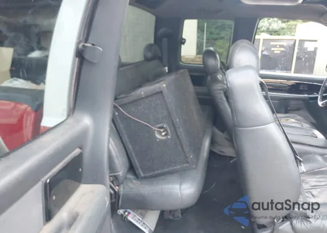 1999 Chevrolet Silverado 1500 Ls z USA, uszkodzony, nr VIN 2GCEC19T8X1260418